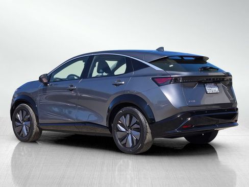 Used 2023 Nissan Ariya FWD image 7