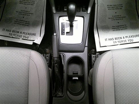 Used 2017 Subaru Forester 2.5i Premium w/ All-Weather Package image 29