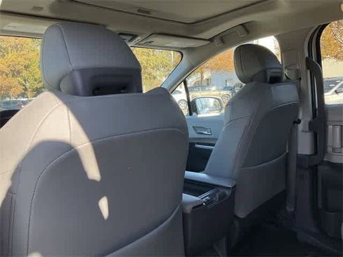Certified 2023 Toyota Sienna XLE image 16