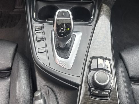 Used 2017 BMW 330i Sedan image 23