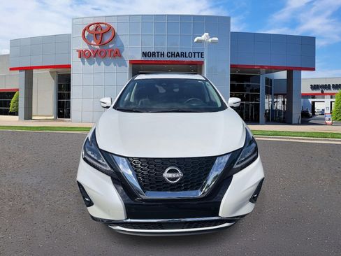 Used 2023 Nissan Murano SL w/ SL Moonroof Package image 3