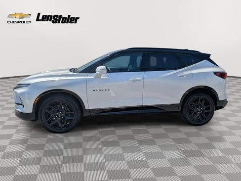 Used 2024 Chevrolet Blazer RS w/ Driver Confidence II Package image 2