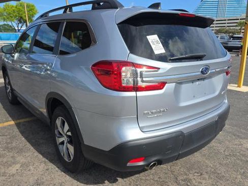 Used 2025 Subaru Ascent Premium image 7