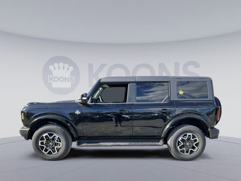 New 2025 Ford Bronco Outer Banks image 2