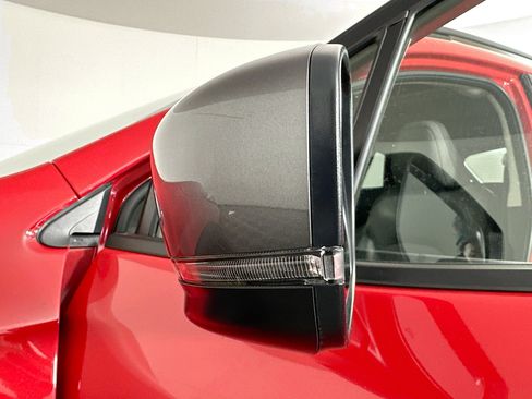 Used 2024 Subaru Crosstrek 2.0i Premium image 16