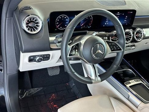 Certified 2026 Mercedes-Benz GLB 250 4MATIC image 20