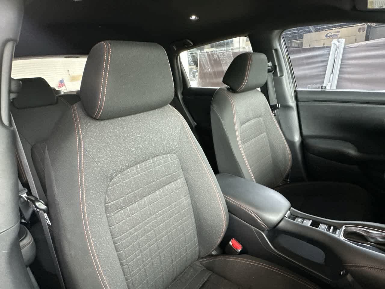 Used 2025 Honda HR-V Sport image 27