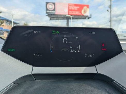 New 2026 Toyota Prius Plug-In Hybrid FWD image 31