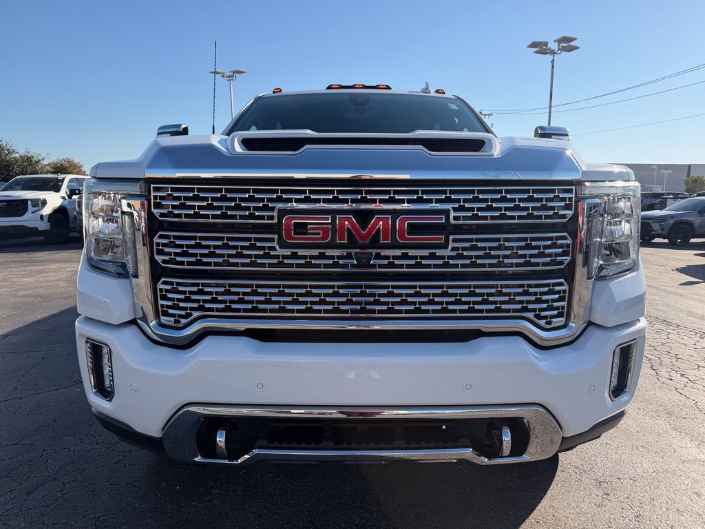 Used 2022 GMC Sierra 3500 Denali w/ Denali Ultimate Package AWD/4WD image 8