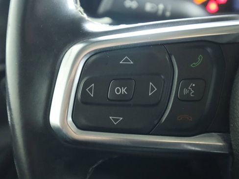 Used 2020 Jeep Gladiator Overland image 11