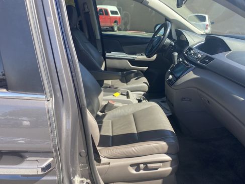 Used 2016 Honda Odyssey EX-L image 22