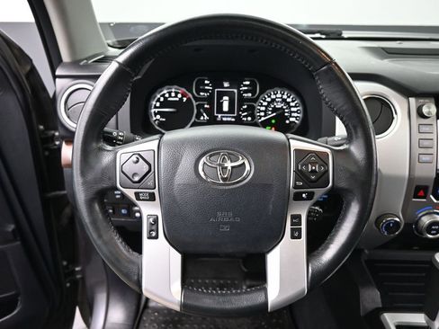 Used 2018 Toyota Tundra Limited image 18