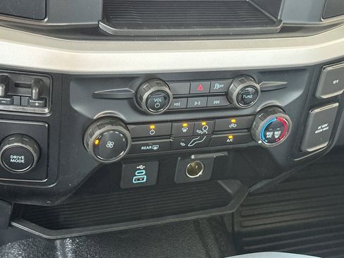 New 2026 Ford F450 2WD Crew Cab Super Duty image 18