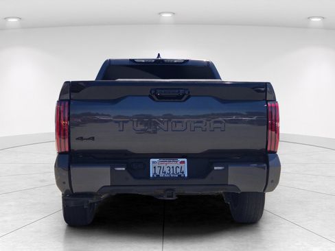 Used 2024 Toyota Tundra Platinum AWD/4WD image 5