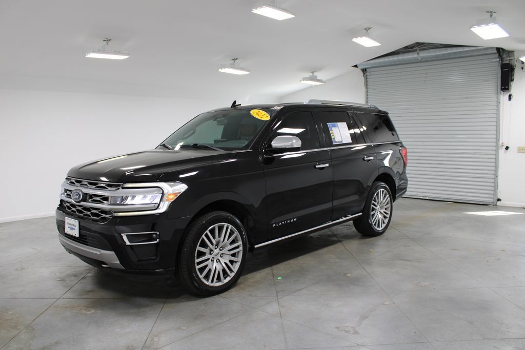 Used 2022 Ford Expedition Platinum AWD/4WD image 4