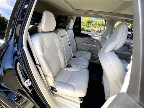 Used 2025 Volvo XC90 T8 Core w/ Climate Package image 19