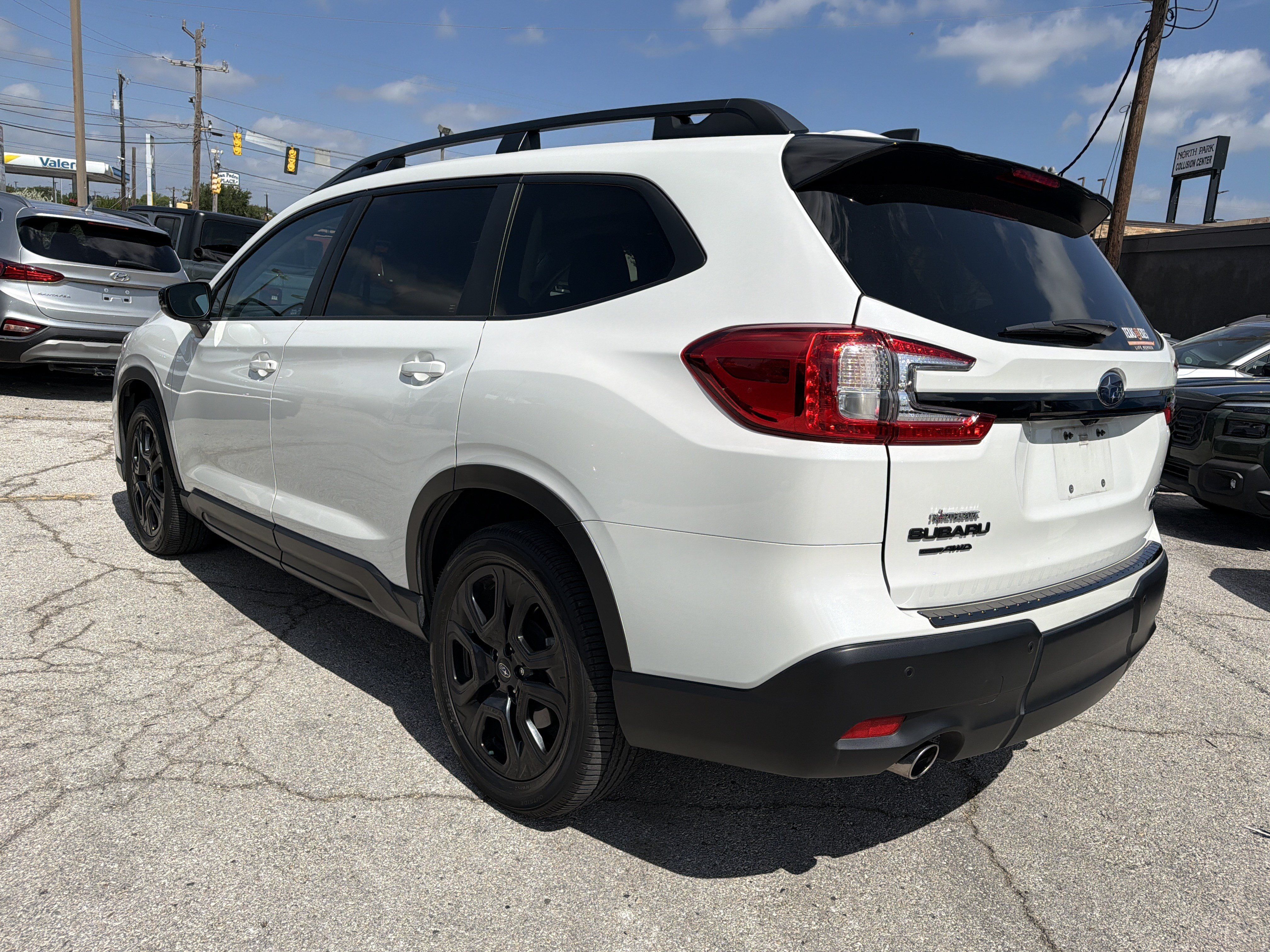 Used 2025 Subaru Ascent Bronze Edition AWD/4WD image 5