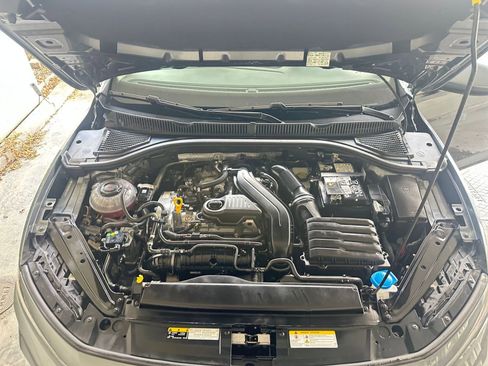 Used 2025 Volkswagen Jetta SE image 36