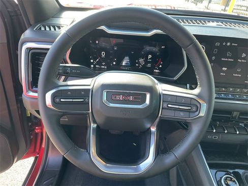 Used 2025 GMC Canyon Elevation w/ Convenience Package image 16