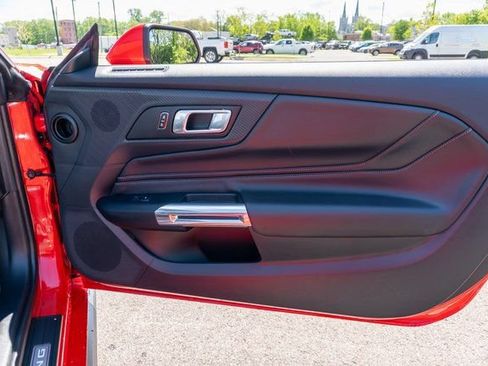 Used 2025 Ford Mustang GT Premium RWD image 25