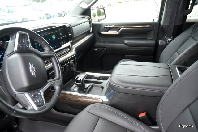 Used 2023 Chevrolet Silverado 1500 RST AWD/4WD image 10