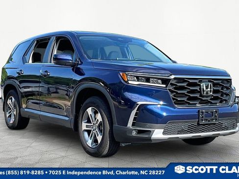 Used 2025 Honda Pilot EX-L image 1