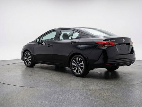 Used 2025 Nissan Versa SV FWD image 6