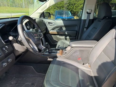 Used 2019 GMC Canyon Denali image 14