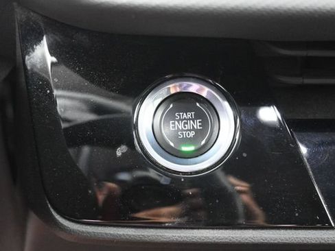 Used 2024 Buick Envision Preferred AWD/4WD image 29