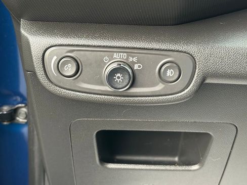 Used 2022 Chevrolet TrailBlazer LT w/ Convenience Package image 16