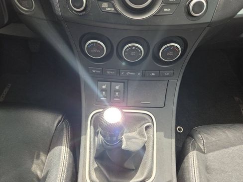 Used 2012 MAZDA MAZDA3 s Grand Touring w/ Tech Pkg FWD image 39