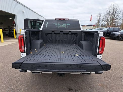 Used 2024 GMC Sierra 1500 Denali Ultimate image 14