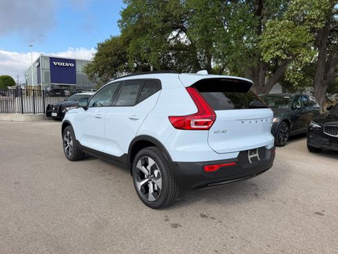 New 2026 Volvo XC40 B5 Plus w/ Protection Package Premier image 4