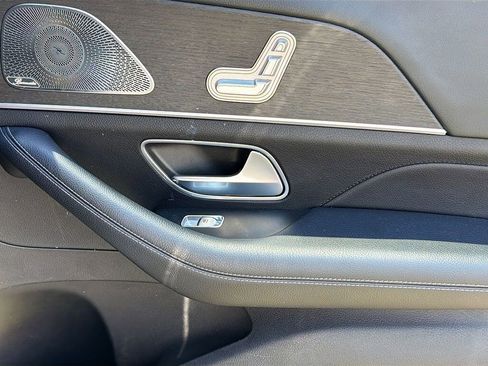 Used 2022 Mercedes-Benz GLE 350 4MATIC w/ 3rd Row Seat Package image 29