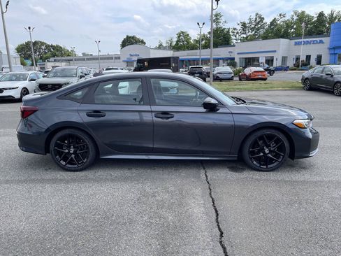 Used 2025 Honda Civic Sport image 18