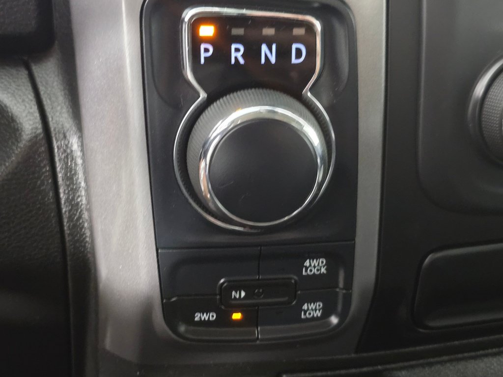 Used 2024 RAM 1500 Classic SLT AWD/4WD image 31