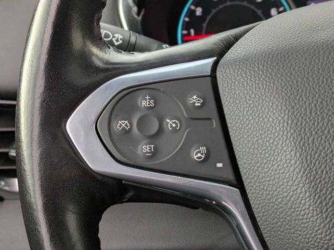 Used 2022 Chevrolet Traverse RS image 23