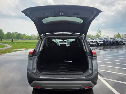 Used 2021 Nissan Rogue SL w/ Premium Package FWD image 11