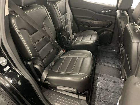 Used 2021 GMC Acadia Denali w/ GMC Pro Grade Package AWD/4WD image 22