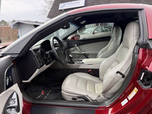 Used 2007 Chevrolet Corvette Coupe w/ Preferred Equipment Group image 10