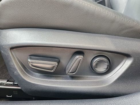 Used 2025 Toyota Camry XSE image 16