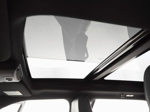 Used 2017 Ford F150 Lariat w/ Equipment Group 502A Luxury image 32