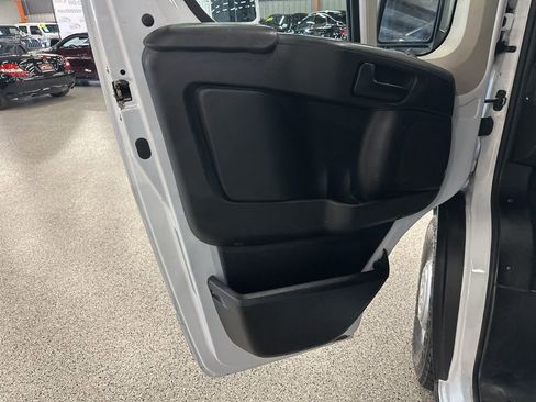 Used 2021 RAM ProMaster 2500 image 12