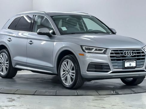 Used 2018 Audi Q5 Prestige AWD/4WD image 9