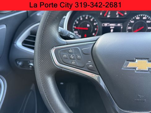 Used 2024 Chevrolet Malibu LT image 14