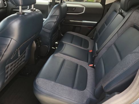 Used 2021 Ford Bronco Sport Outer Banks w/ Outer Banks Package (96D) AWD/4WD image 12