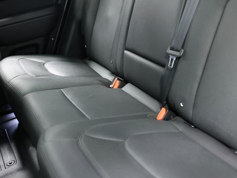 Used 2023 Land Rover Defender 110 Carpathian Edition image 45