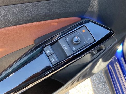 Used 2022 Volkswagen ID.4 Pro S w/ Gradient Package image 20