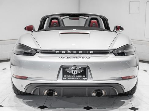 Used 2024 Porsche 718 Boxster GTS RWD image 8