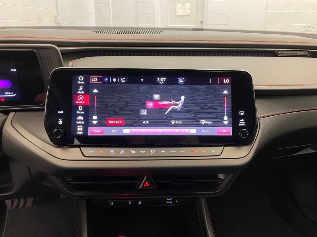 New 2026 Dodge Charger R/T AWD/4WD image 14